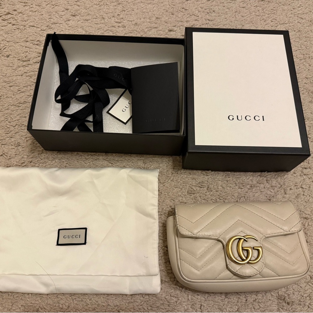 Gucci super mini marmont White bag